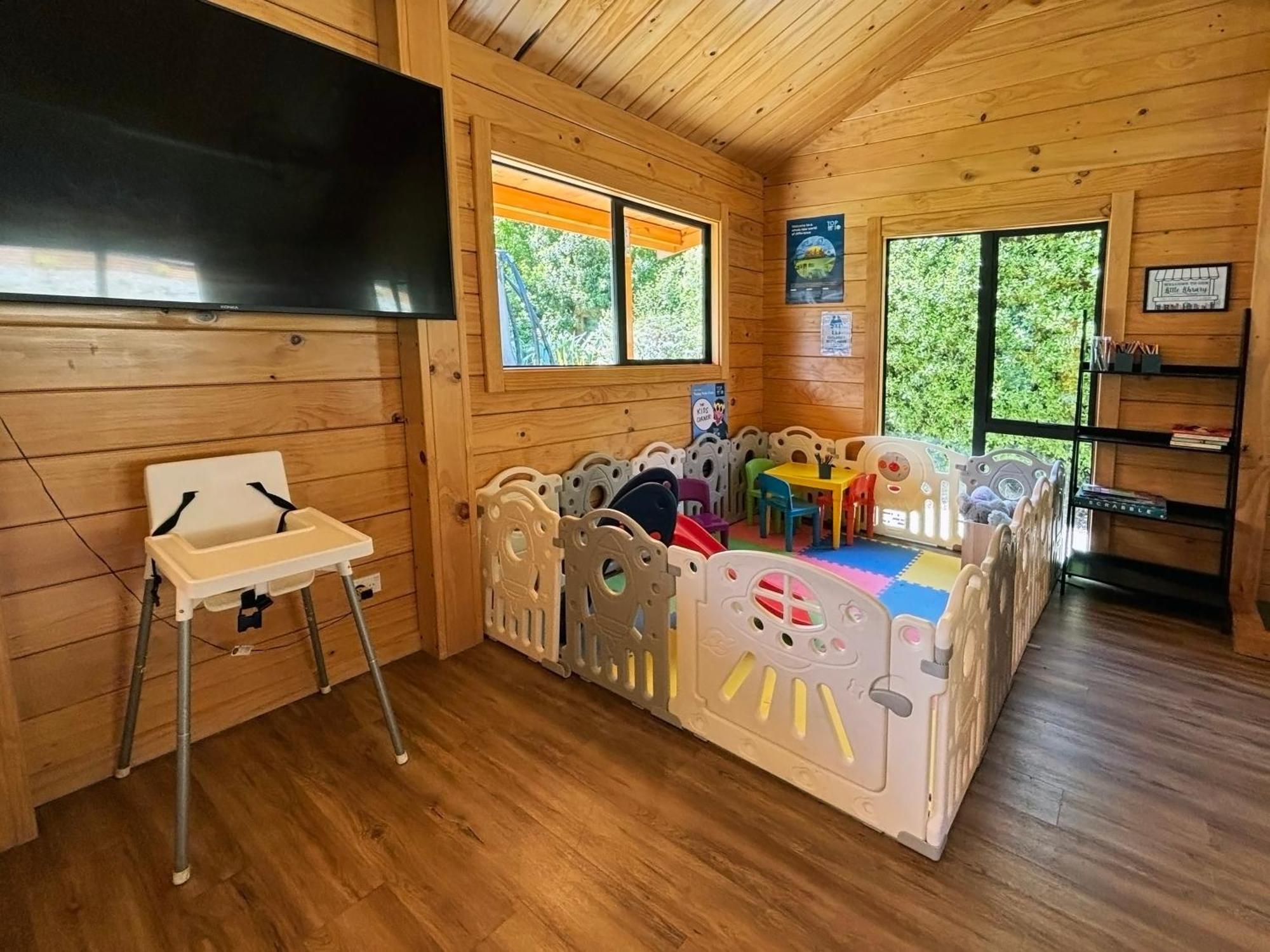 Kingston Top 10 Holiday Park Luaran gambar